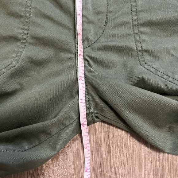 Levis High Waist Straight Leg Utility Pants Olive Green W26 L27 Surplus Chino - Picture 14 of 16